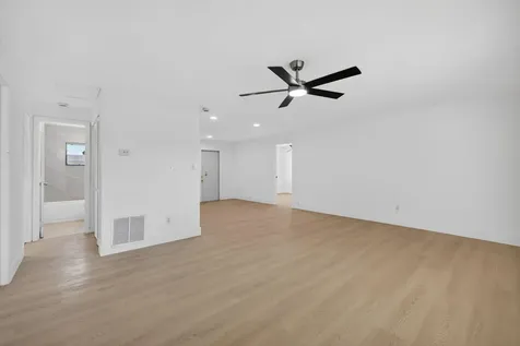 812 N 24th Street Fort Pierce FL 34950