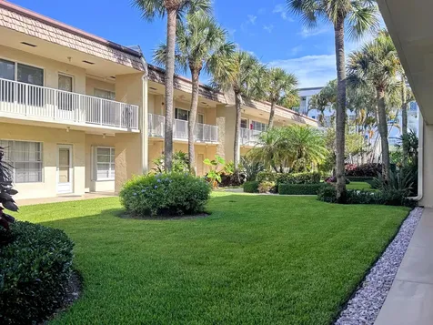 638 Snug Harbor Drive Boynton Beach FL 33435