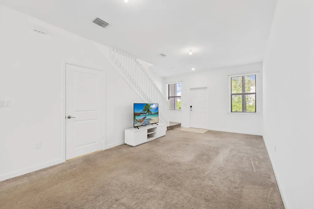 534 SW 19th Terrace Fort Lauderdale FL 33312