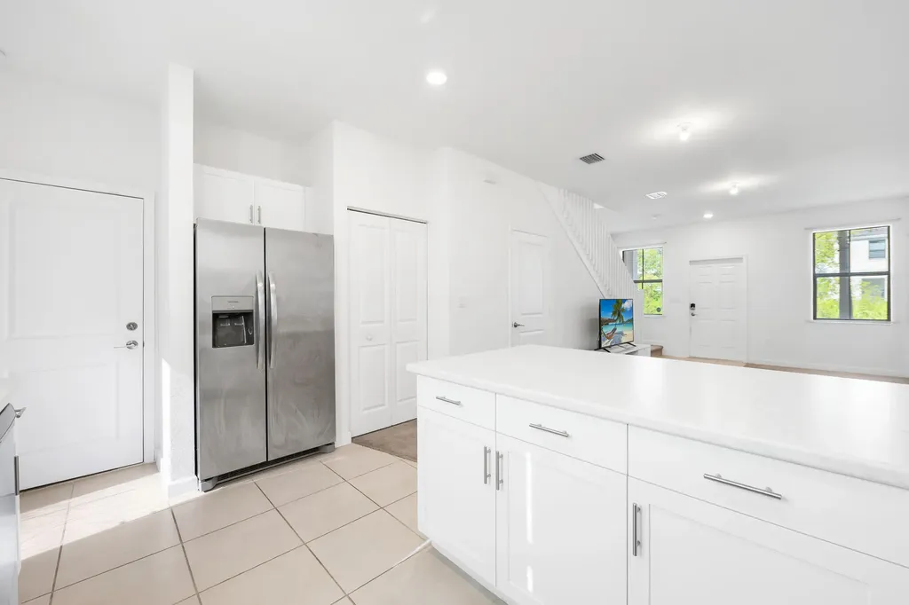 534 SW 19th Terrace Fort Lauderdale FL 33312