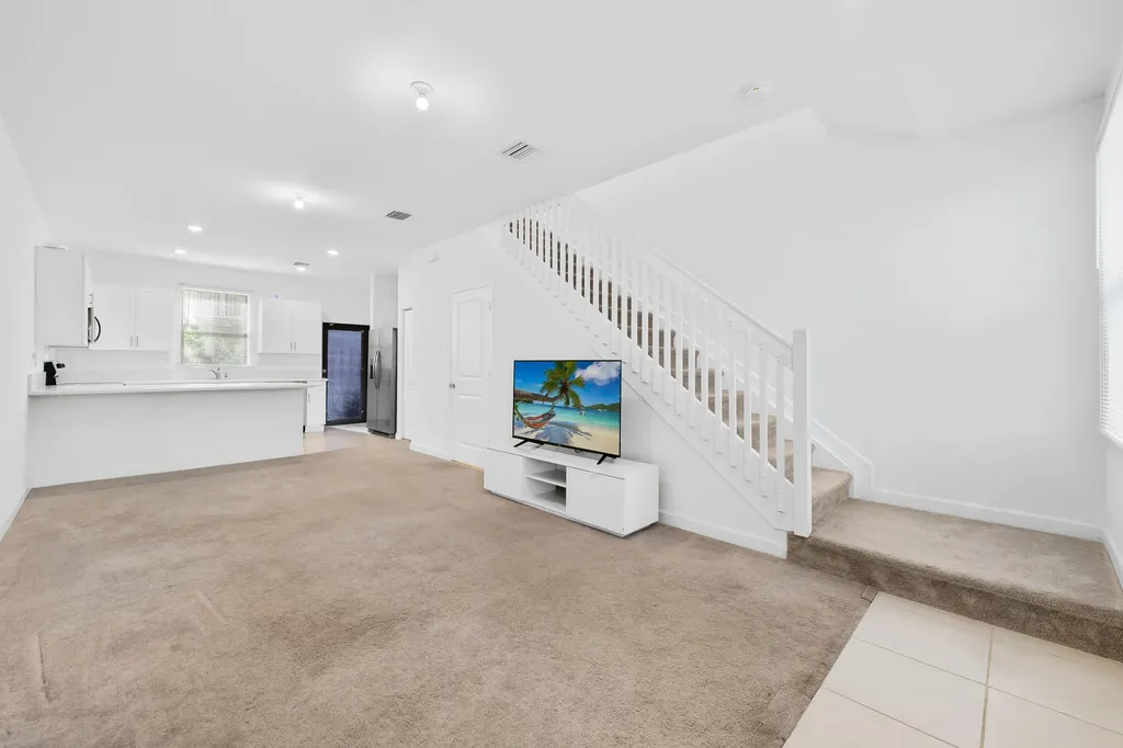 534 SW 19th Terrace Fort Lauderdale FL 33312