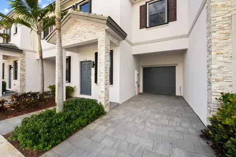 534 SW 19th Terrace Fort Lauderdale FL 33312