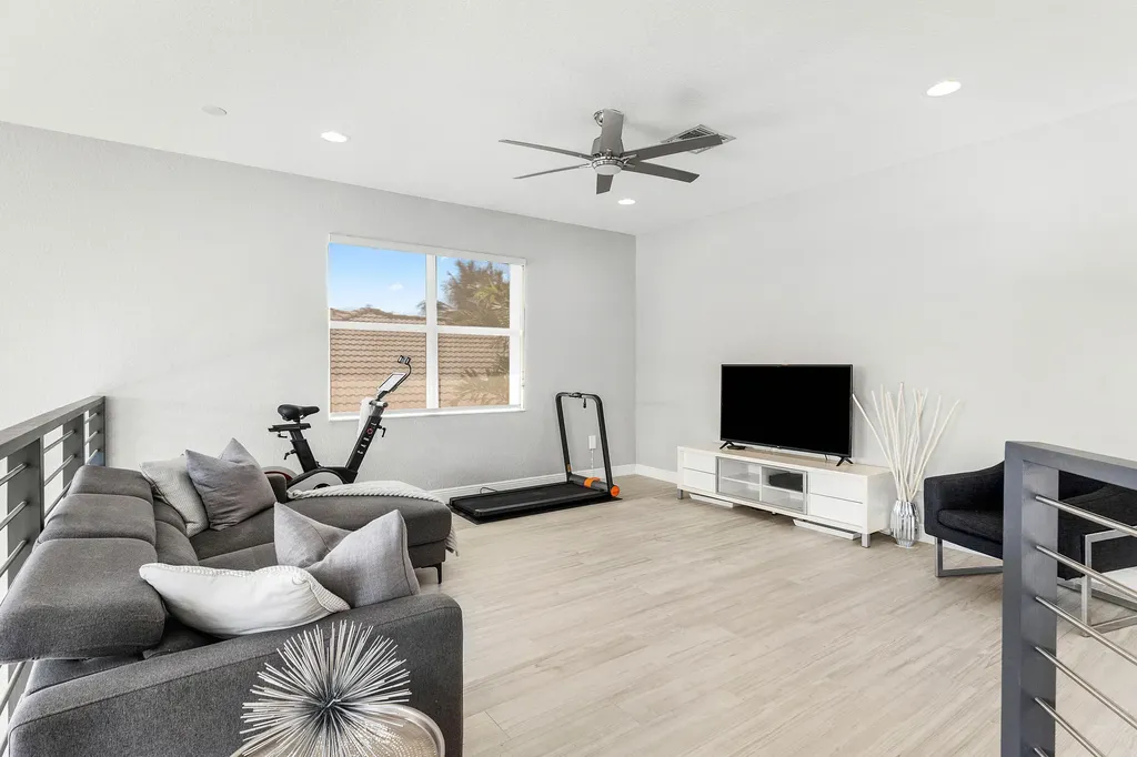 8861 Starhaven Cove Boynton Beach FL 33473