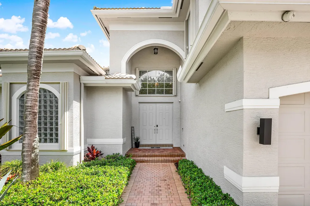 8861 Starhaven Cove Boynton Beach FL 33473