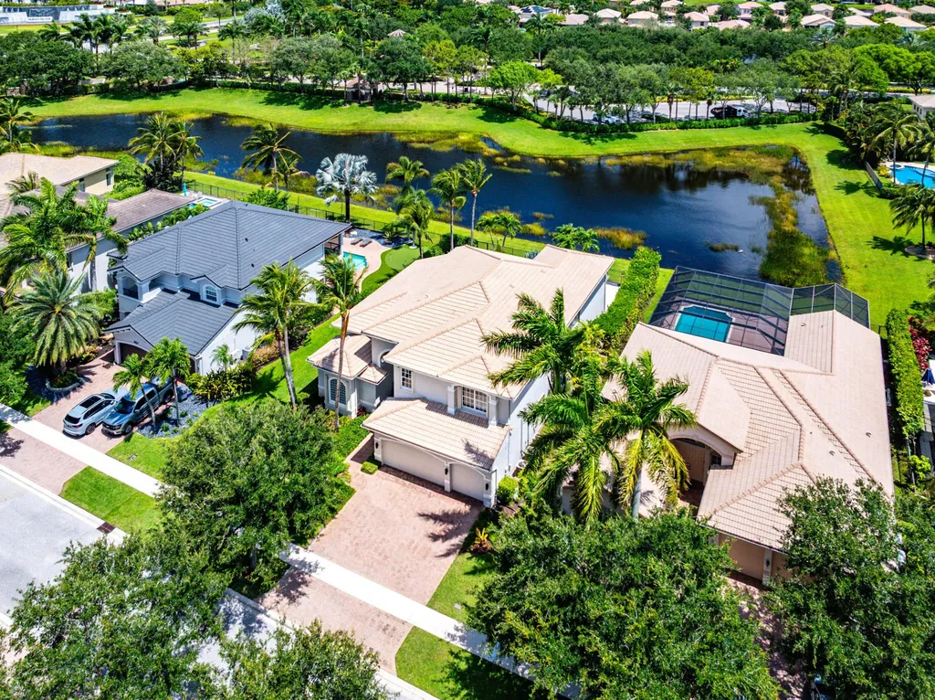 8861 Starhaven Cove Boynton Beach FL 33473