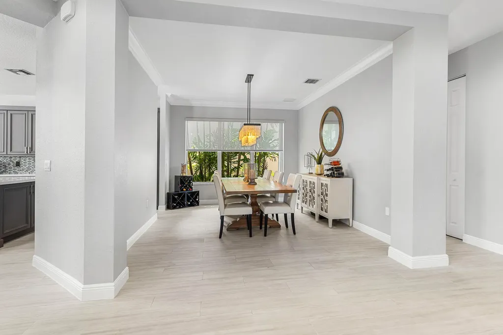 8861 Starhaven Cove Boynton Beach FL 33473