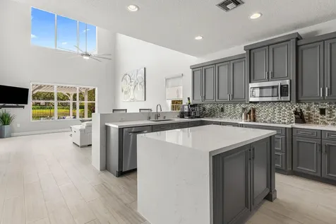 8861 Starhaven Cove Boynton Beach FL 33473