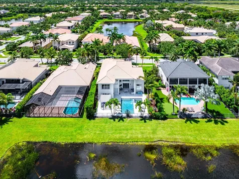 8861 Starhaven Cove Boynton Beach FL 33473