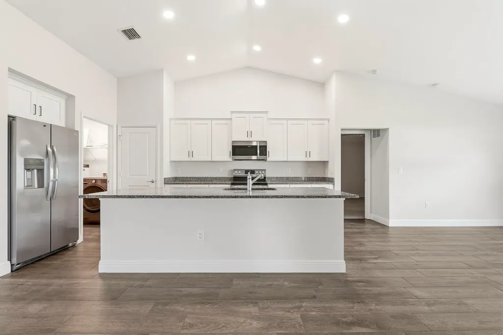 1692 SW Alvaton Avenue Port St Lucie FL 34953