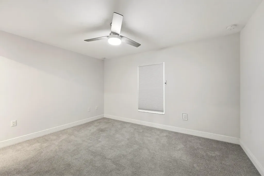 1692 SW Alvaton Avenue Port St Lucie FL 34953