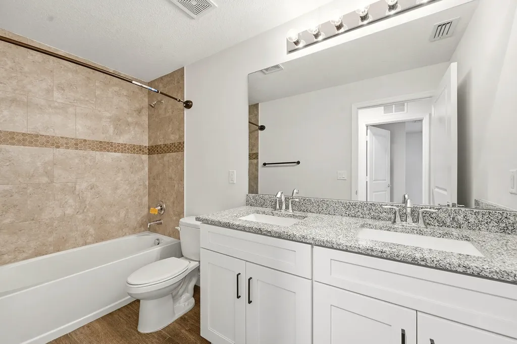 1692 SW Alvaton Avenue Port St Lucie FL 34953