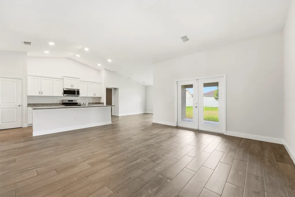 1692 SW Alvaton Avenue Port St Lucie FL 34953