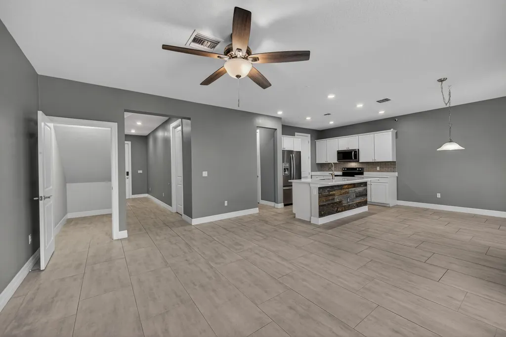 4715 Eucalyptus Drive Hollywood FL 33021
