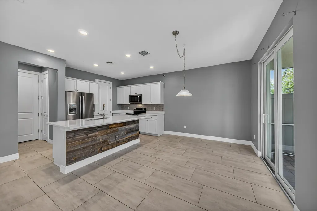 4715 Eucalyptus Drive Hollywood FL 33021