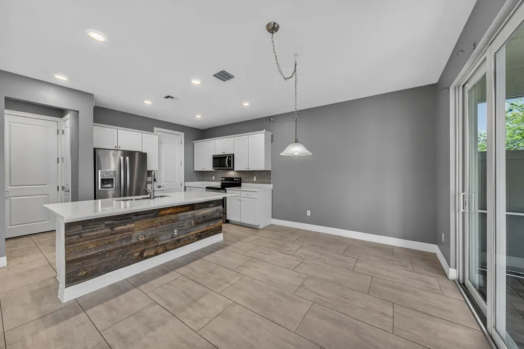 4715 Eucalyptus Drive Hollywood FL 33021