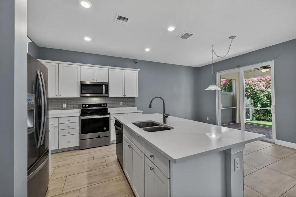 4715 Eucalyptus Drive Hollywood FL 33021