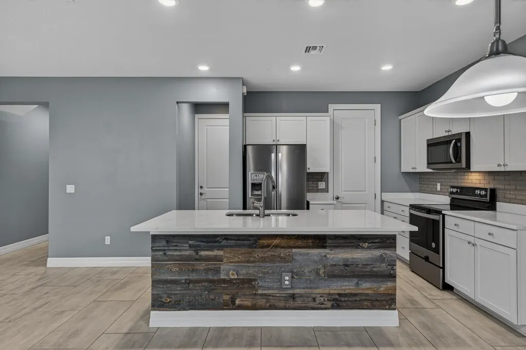 4715 Eucalyptus Drive Hollywood FL 33021