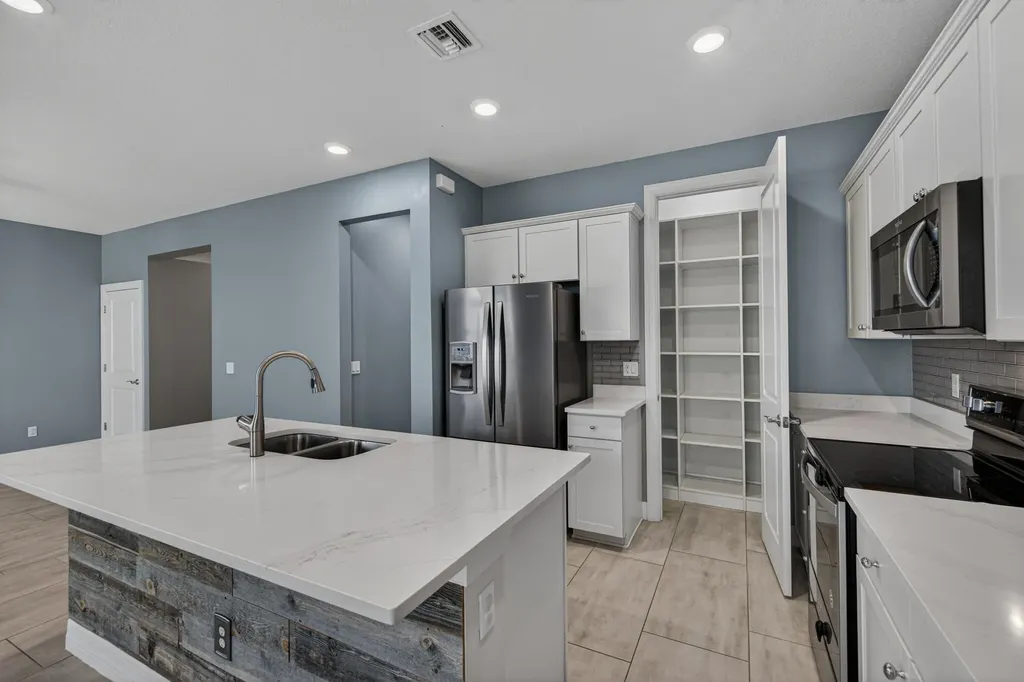 4715 Eucalyptus Drive Hollywood FL 33021