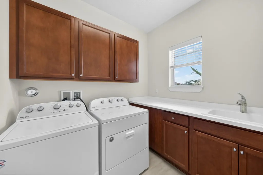 4715 Eucalyptus Drive Hollywood FL 33021