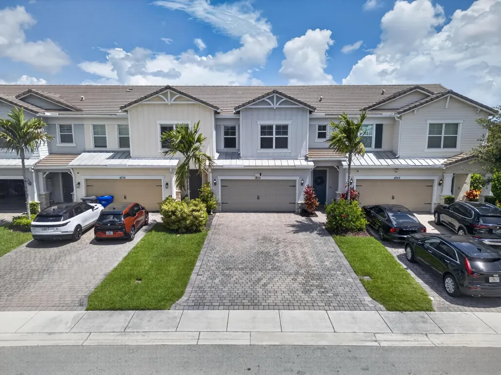4715 Eucalyptus Drive Hollywood FL 33021