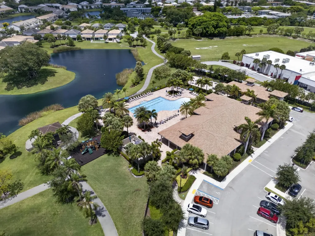 4715 Eucalyptus Drive Hollywood FL 33021