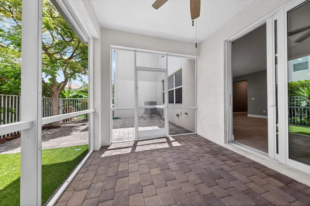 4715 Eucalyptus Drive Hollywood FL 33021