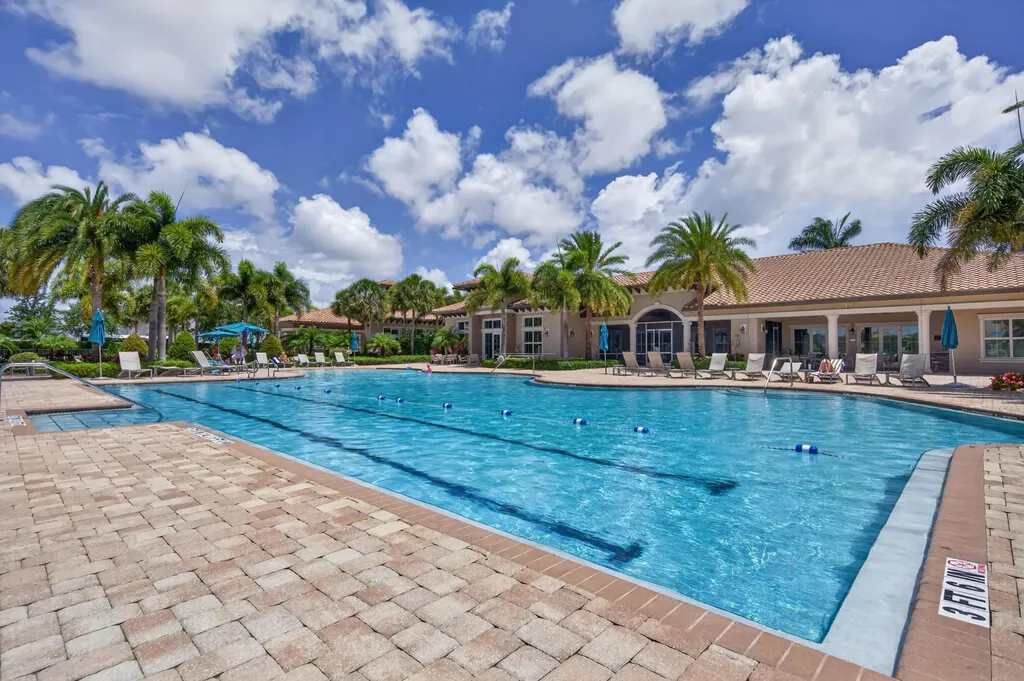 4715 Eucalyptus Drive Hollywood FL 33021