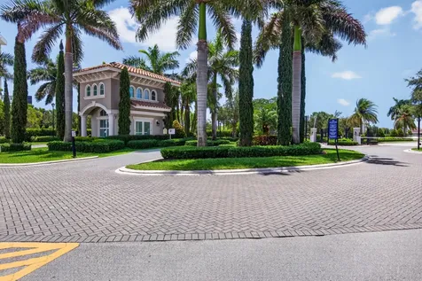 4715 Eucalyptus Drive Hollywood FL 33021