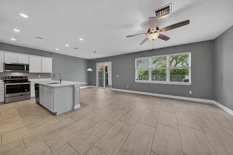 4715 Eucalyptus Drive Hollywood FL 33021