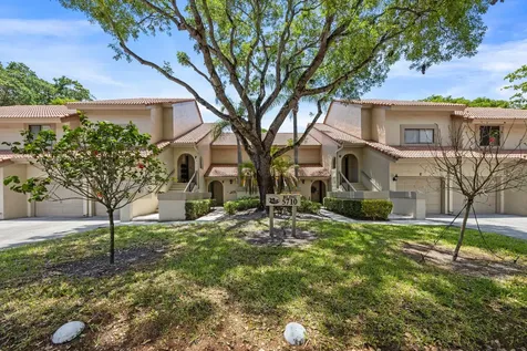5710 Coach House Circle Boca Raton FL 33486