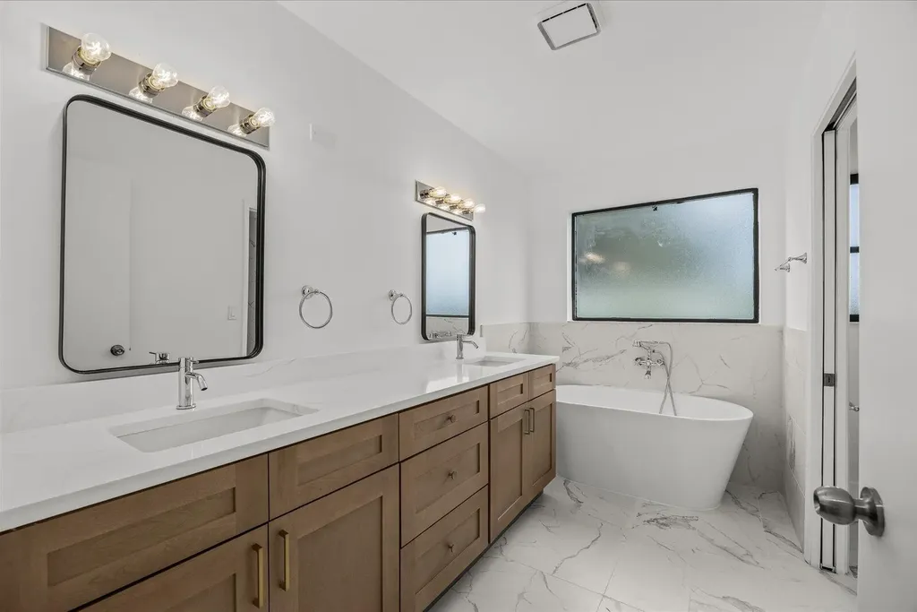 8910 Boatswain Drive Boynton Beach FL 33436