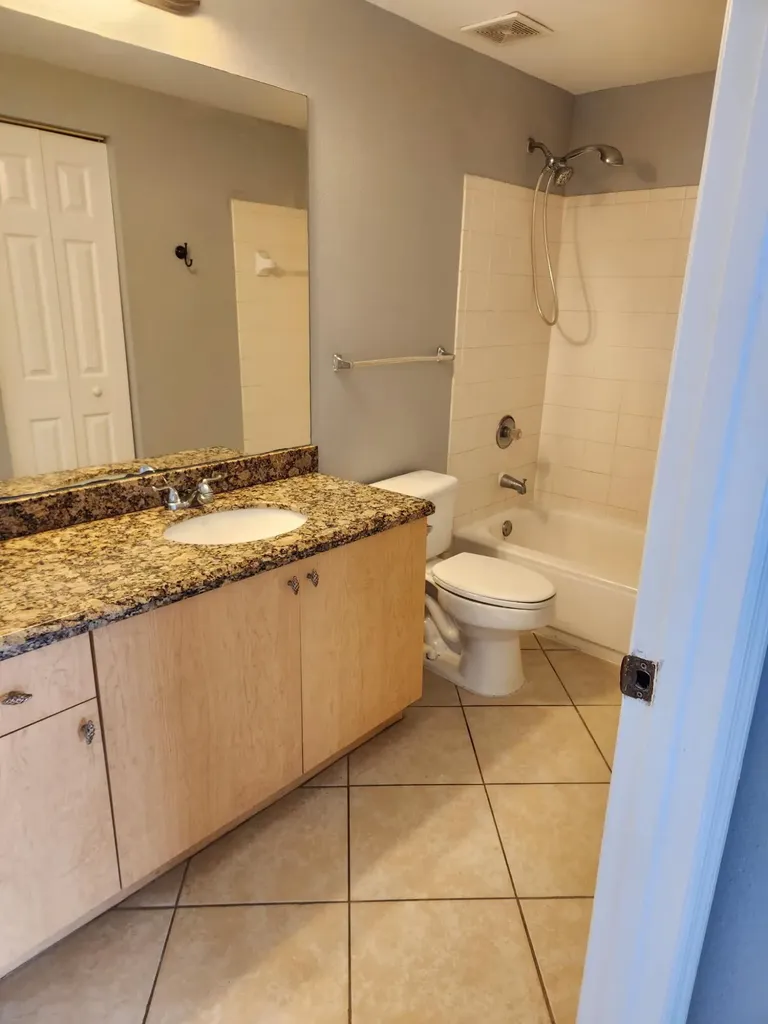 5064 Lantana Road Lake Worth FL 33463