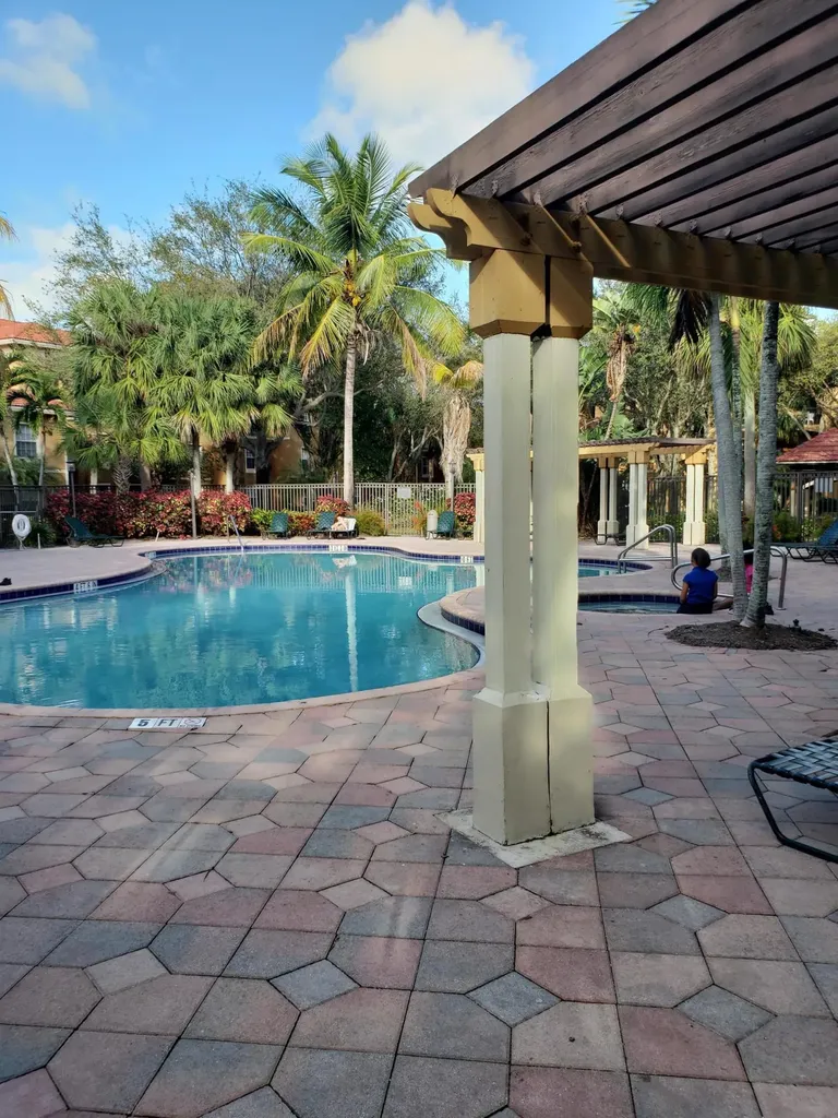 5064 Lantana Road Lake Worth FL 33463