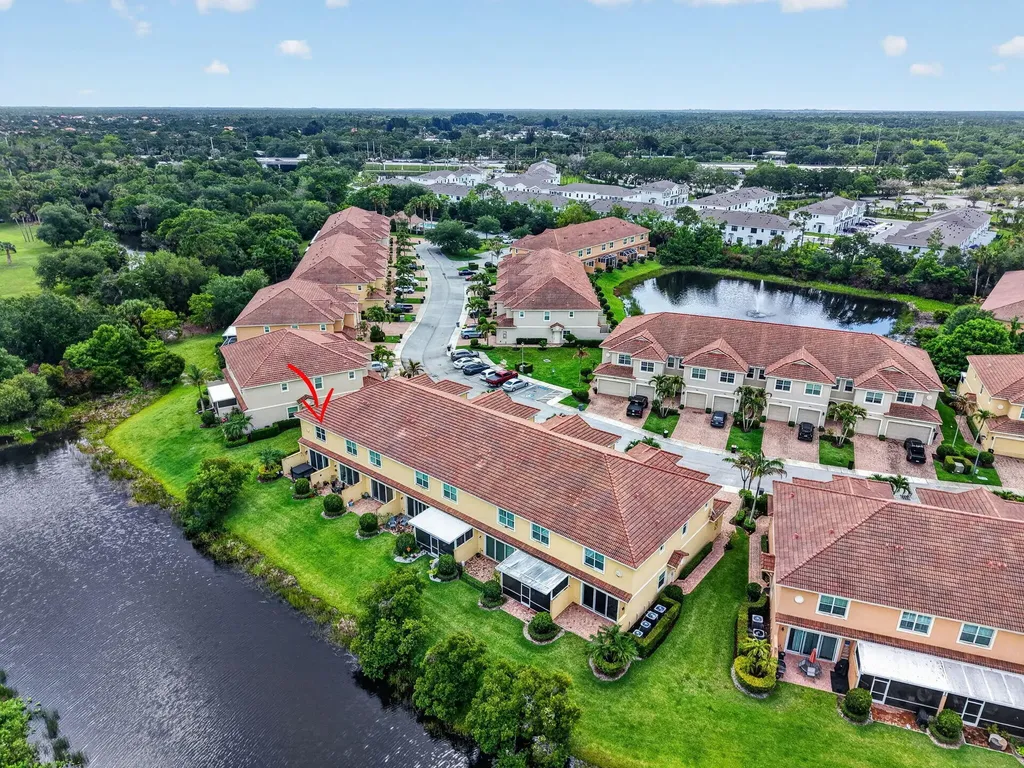 615 SW Glen Crest Way Stuart FL 34997