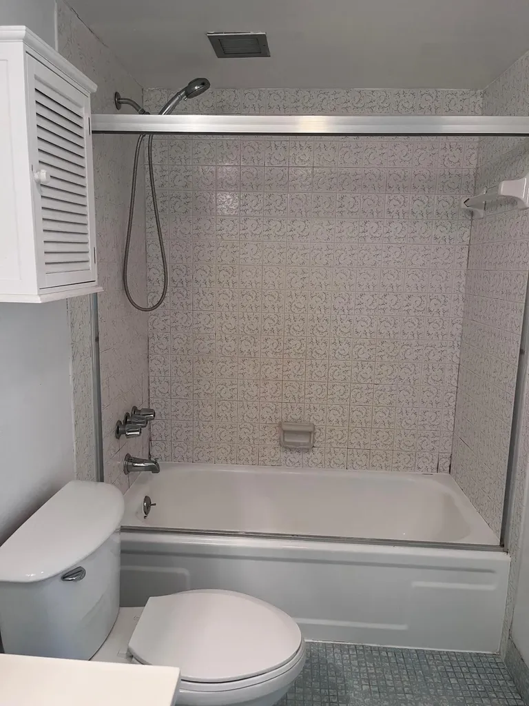 2851 NE 183rd Street Aventura FL 33160