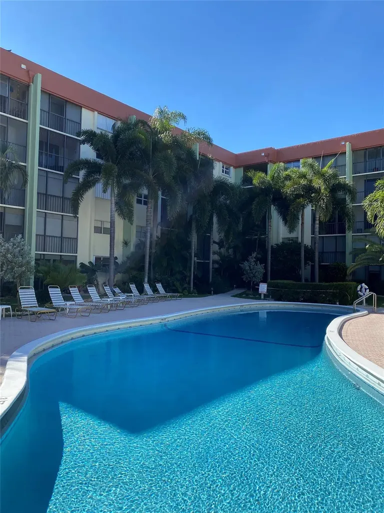 5300 NE 24th Terrace Fort Lauderdale FL 33308