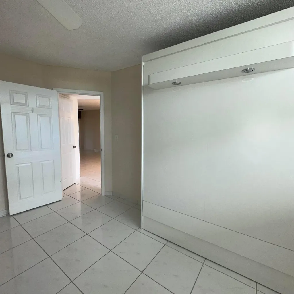 5300 NE 24th Terrace Fort Lauderdale FL 33308