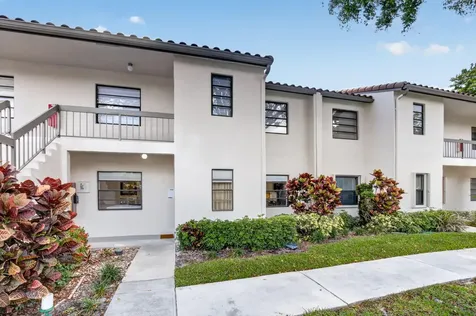 21656 Juego Circle Boca Raton FL 33433