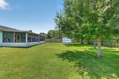 5909 Spruce Drive Fort Pierce FL 34982