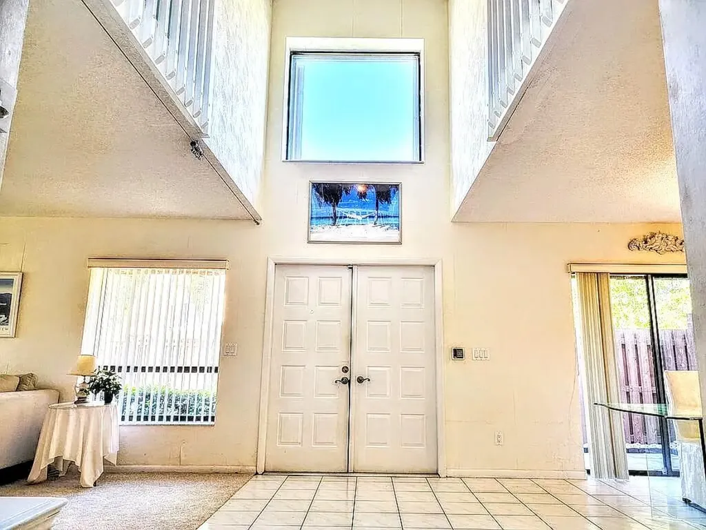 8321 S Coral Circle North Lauderdale FL 33068