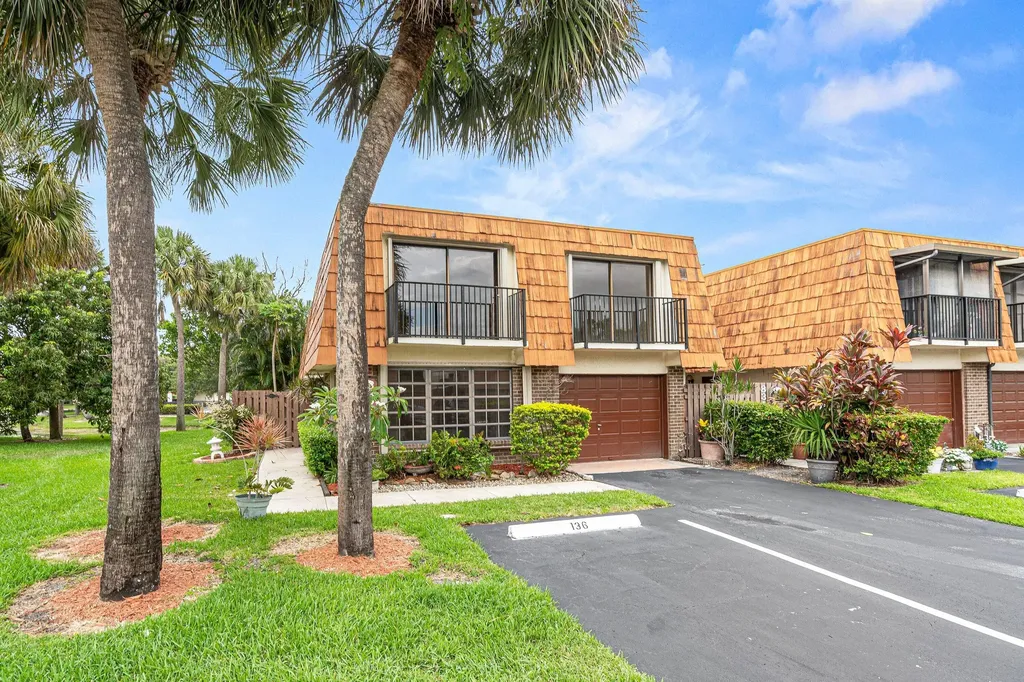 8321 S Coral Circle North Lauderdale FL 33068