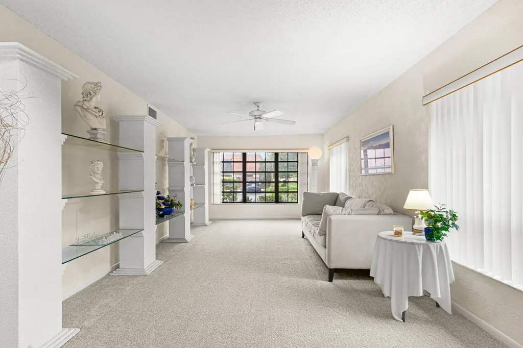 8321 S Coral Circle North Lauderdale FL 33068