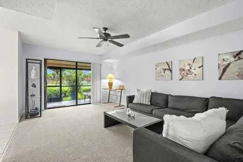 8321 S Coral Circle North Lauderdale FL 33068