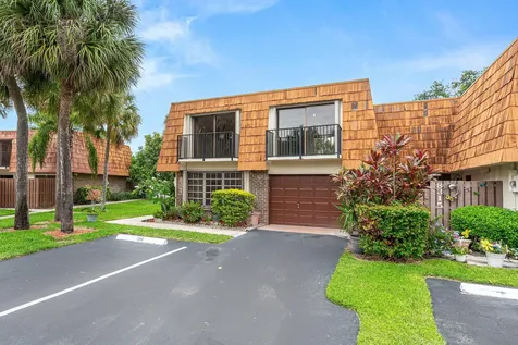 8321 S Coral Circle North Lauderdale FL 33068