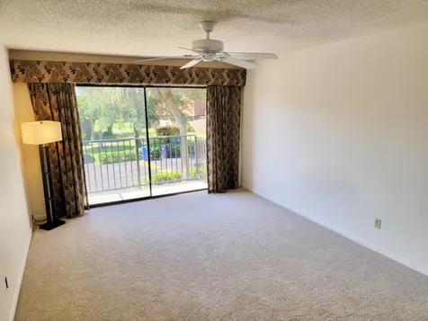 8321 S Coral Circle North Lauderdale FL 33068