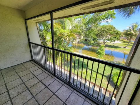 8321 S Coral Circle North Lauderdale FL 33068