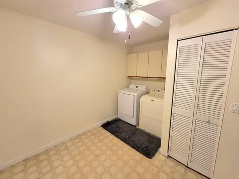 8321 S Coral Circle North Lauderdale FL 33068