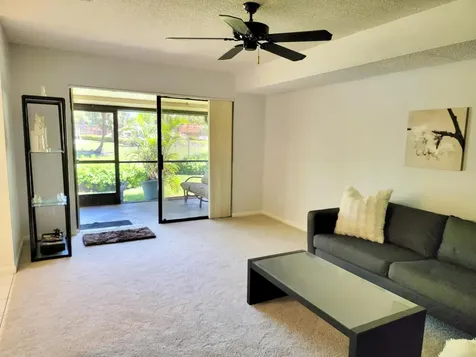 8321 S Coral Circle North Lauderdale FL 33068