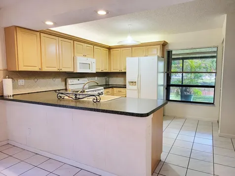 8321 S Coral Circle North Lauderdale FL 33068