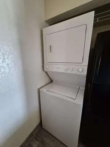 10039 Winding Lake Road Sunrise FL 33351